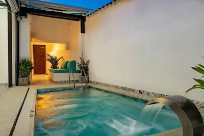 Image de Villa in historic center with private pool for 9 people