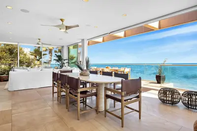 Harbour House Malibu – Beachfront Escape - Villa B