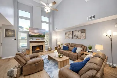 Image de Houston Retreat for Large Groups | Sleeps 22