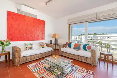 Image de Charming Marina Apartment, Walk to Old Town
