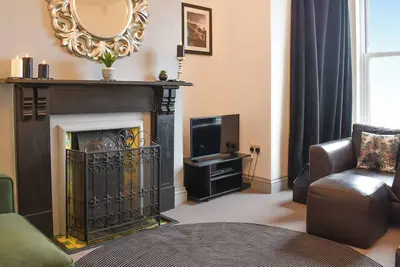 Image de 3 chambres à coucher à Tintagel