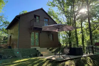 Image de Chalet en Vallée de Dordogne avec piscine et golf