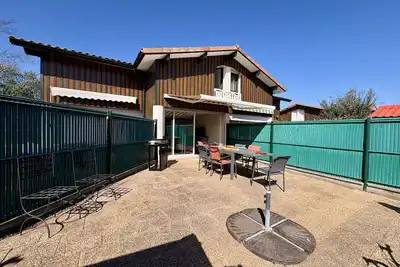 Image de Agréable Pavillon rénové avec 2 chambres à Biscarrosse Lac (239)