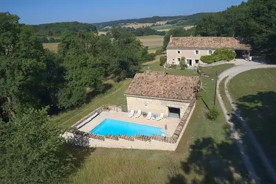 Image de Peace and quiet in a comfortable and spacious farmhouse in the southern Lot