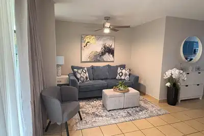 Image de Recently Renovated Marvelous 3-bedroom condo with Ac in charming Aquatika, Loiza