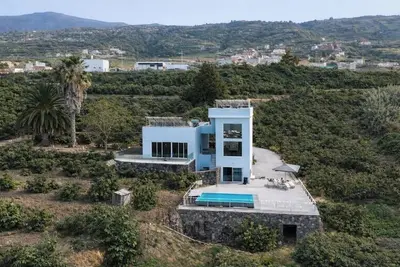 Image de Exclusive villa with views. 2 independent houses with swimming pool and private jacuzzi.