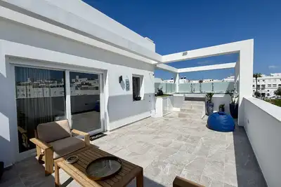 Image de Ático Suite Vejer avec piscine privée chauffée