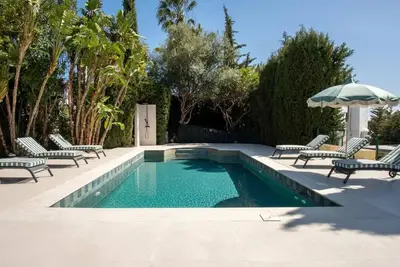 Image de Villa élégante - 6 chambres dans la Vallée du Golf