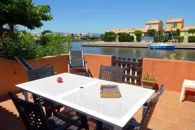 Villa vue lac au calme