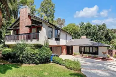 Image de Spacious 5-bedroom house in beautiful Whittier between Disney and Universal