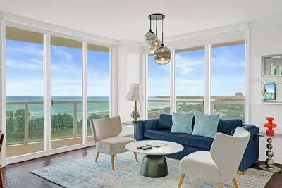 Image de Bright Spacious 2br Miami Retreat  Balcony View