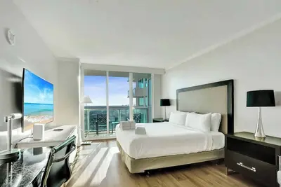Image de The Arya Escape 20th Floor 2br with Kitchen