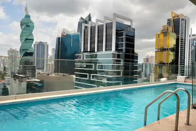 Image de Luxury 1b/2ba in Heart of Panama City- w/Rooftop Restaurant & Pool- Gym -Casino