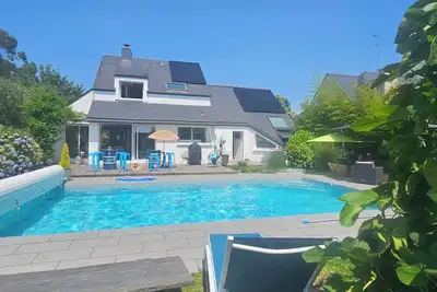 Image de Villa avec piscine plein sud, havre de paix aux portes de Vannes et du golfe