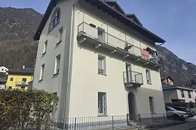 Image de Cozy Ground-Floor Holiday Apartment with Mountain Views in Cavergno