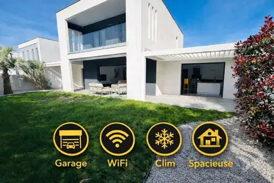 Image de villa moderne spacieuse calme- double garage