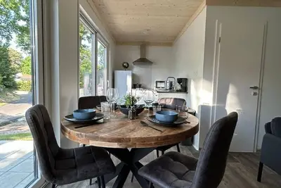 Image de Cube 96 | 4 persoons chalet op Resort de Betuwe