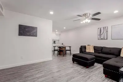 Image de Modern 2br Retreat Near Asu and Downtown Tempe