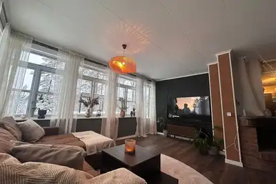 Image de Unique Lakehouse + Retro Bus Stay in Sweden