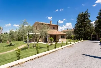 Villa Meletta with Private Pool in Tuscany