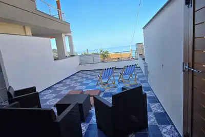 Image de The Turquoise Little House