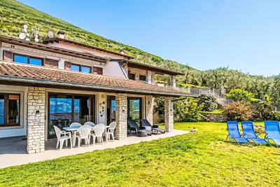 Image de Merveilleuse maison de vacances privée avec Wifi, climatisation, Tv, patio et animaux admis