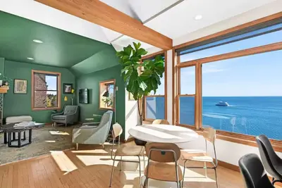 Great apartment with an incredible view!
