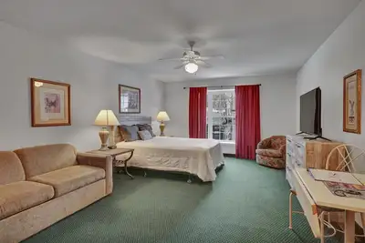 Image de Studio w/ Gym & Pool Access