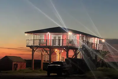 Image de Private Freeport Oceanfront 3/2 on 45 Acres