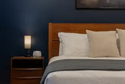 Image de Sleep Well House. Calm, Comfortable, Rest.