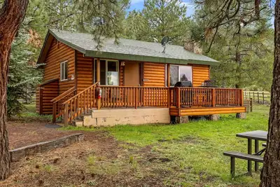 Image de Lazy Trout Spruce Cabin