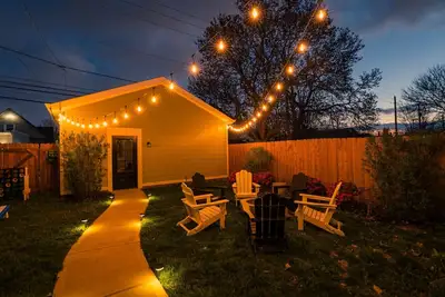 Image de Pregame Palace | Hot Tub • Hgtv • Garage Parking • Pets