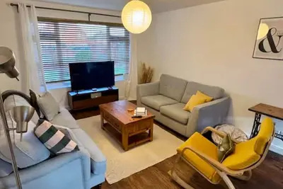 Westbrook Spacious 3 Bed in Exeter