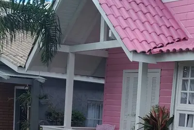 Image de Enchanted Pink House, Charming Chalet - Gramado, Rs