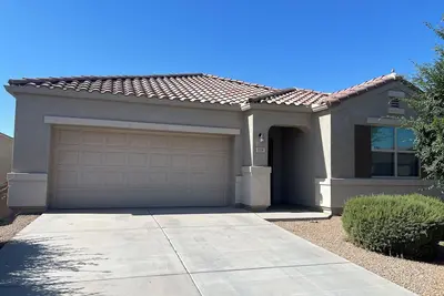 Image de Gorgeous 4-bedroom building with Ac in San Tan Valley