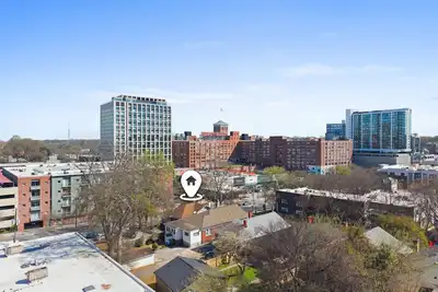 Image de Beltline Cottage • Walk to Ponce City Market • World Cup Home Base