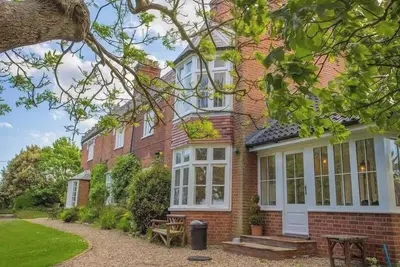 Image de 5 Bedroom House Sleeps 15 - Hot Tub - Cinema Room