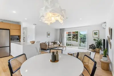 Image de Waterside Retreat Remuera l by Furnished Rentals