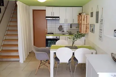 Image de Appartement d'une chambre avec la terrasse et la vue sur le mer Selce, Crikvenica (A-25375-a)