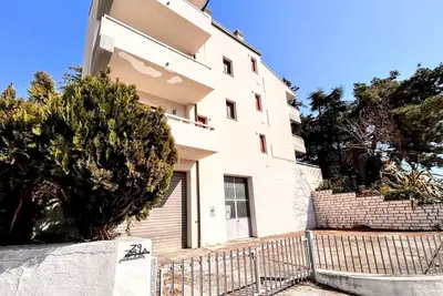 Appartement à deux pas de la mer