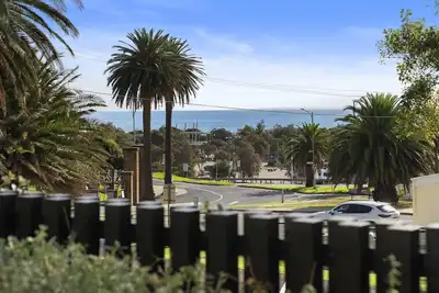 Image de Azure Horizon | Bay Views & Rooftop Spa