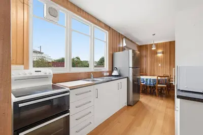 Image de Charming Sandy Bay Cottage