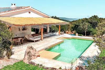 Image de Sacred Cactus - Design Villa Retreat with Sea & Corsica Views and Pool