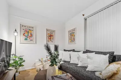 Image de RudhallHaus|Modern|Spacious|4br|Families|Groups