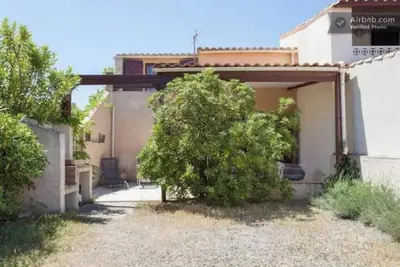 Image de Sunny Seaside Family Retreat in St-Pierre-la-Mer – Few Steps away from the Beach