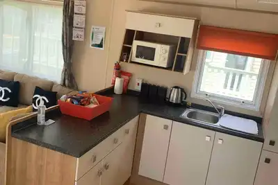 Image de 6 berth caravan sighted on Hoburne Devon Bay, on the English Rivera in Paighton