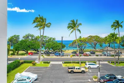 Image de Maui Parkshore #415 Ocean View in the Heart of Kihei, Walk to Kamaole Beach