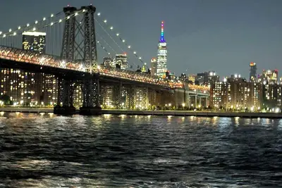 Image de Charming 3-bedroom townhome with Ac in vibrant Brooklyn