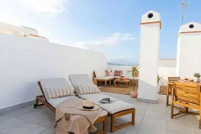 Image de Casares Rooftop Apartment by Costarentals