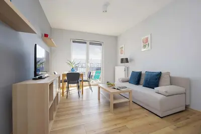 Polki 5 Warsaw | Functional Apartment | Parking | Balcony